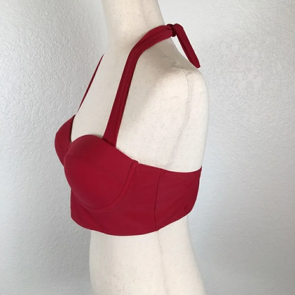 Red underwire halter bikini swim top L‎